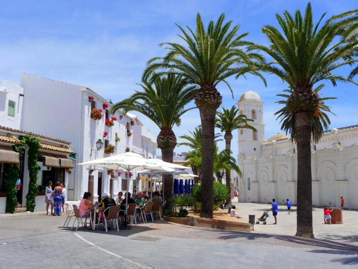Apartamento Superior con piscina, parking, terraza, Aire Ac y Wifi -Solo familias o parejas- Conil De La Frontera Exterior foto