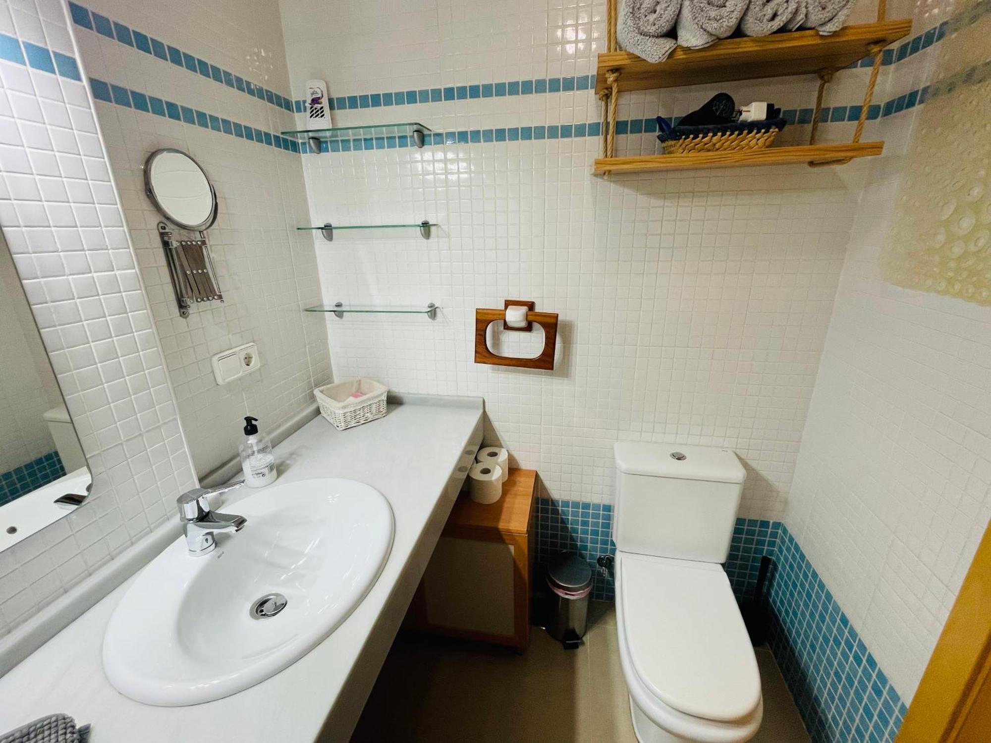 Apartamento Superior con piscina, parking, terraza, Aire Ac y Wifi -Solo familias o parejas- Conil De La Frontera Exterior foto